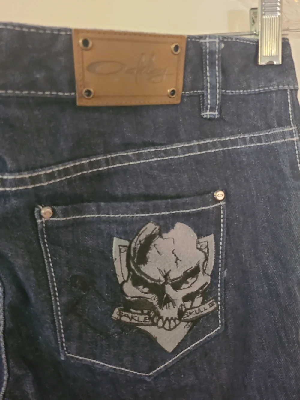 Vintage Oakley Industrial Skull Jeans Women's Size 8 Straight Leg Dark Wash EUC
